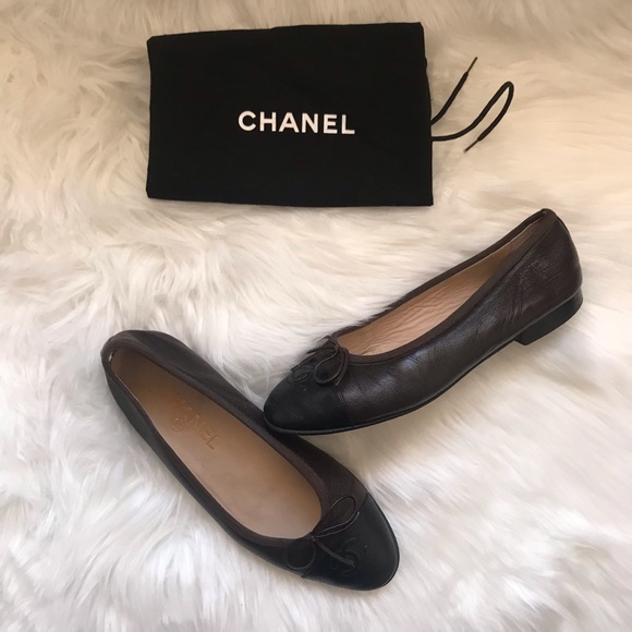CHANEL Shoes - Authentic CHANEL CC logo Ballerina Flats